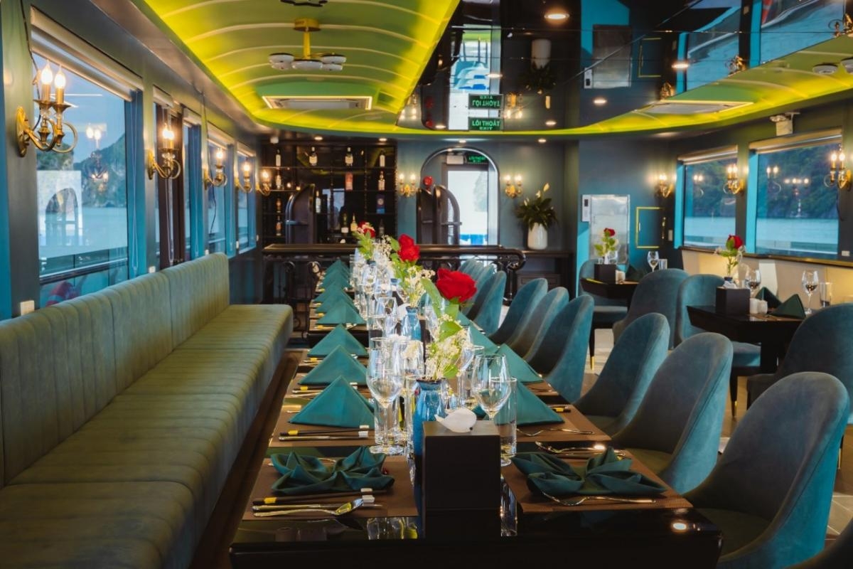 HALONG BAY DAY TRIP (Luxury 5* Cruise)